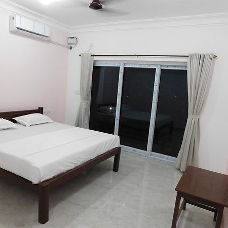 Hotel Ocean'S Edge By Vincen Calangute Exterior foto